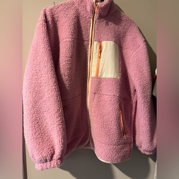 Universal Threads pink sherpa jacket size small - Picture 1 of 2
